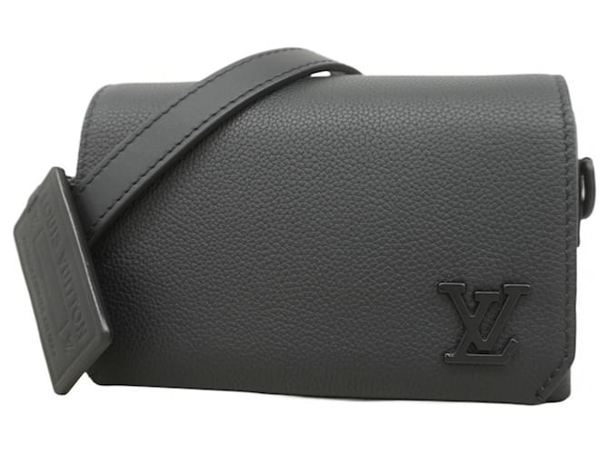 Louis Vuitton Noir Shoulder Bag Black  ref.2268768