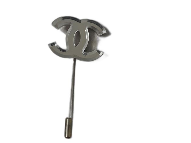 Chanel CC hat pin mirror silvery