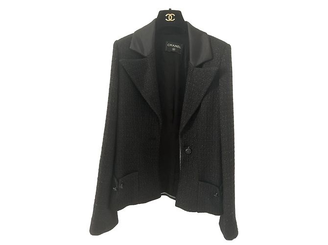 Schwarze Chanel-Jacke aus Tweed