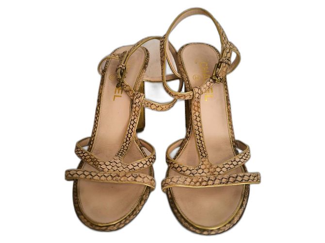 Sandali con tacco Chanel D'oro
