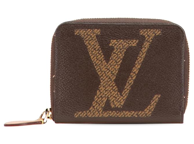 Louis Vuitton Brown Monogram Giant Zippy Coin Purse Cloth  ref.2274214