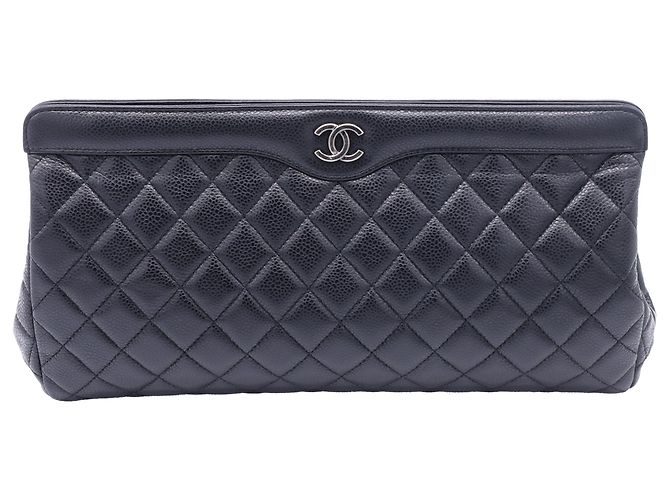 Timeless Chanel Große CC Rahmen gesteppte Clutch-Tasche aus schwarzem Leder
