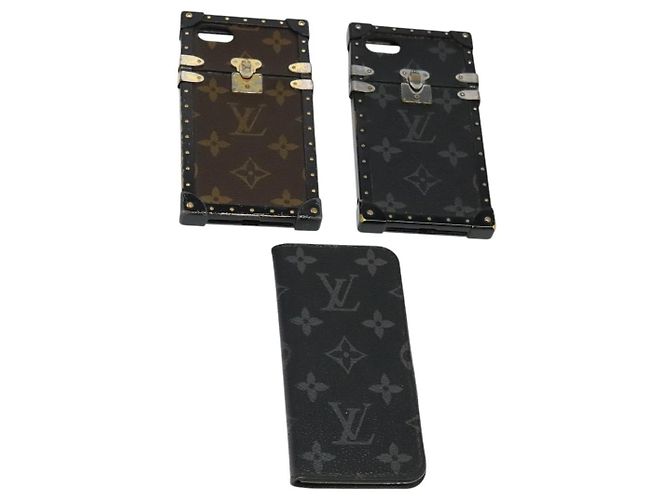LOUIS VUITTON Monogram iPhone Case 3Set LV Auth bs26198