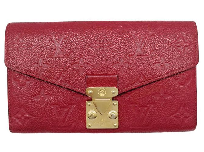 Louis Vuitton Metis Red