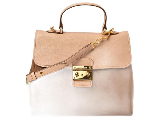 Borsa in pelle Miu Miu e borsa a spalla Marrone