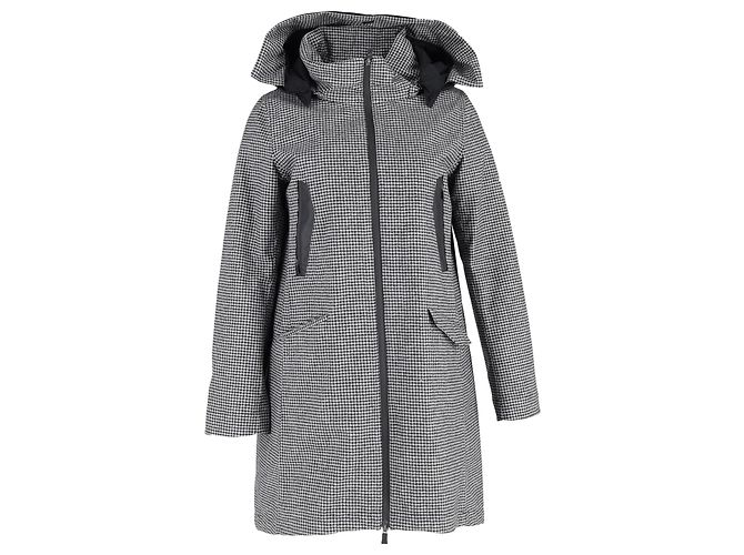 Herno Houndstooth Coat in Multicolor Wool
