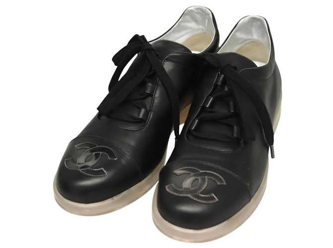 Baskets CHANEL en cuir d'agneau 39 Noir CC Auth BA2712
