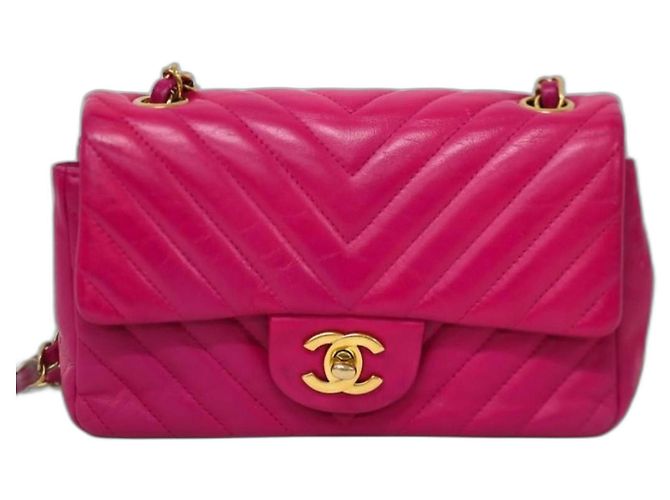 Timeless Chanel Rectangular Handbag Fuchsia Chevron Leather Gold Hardware Fuschia