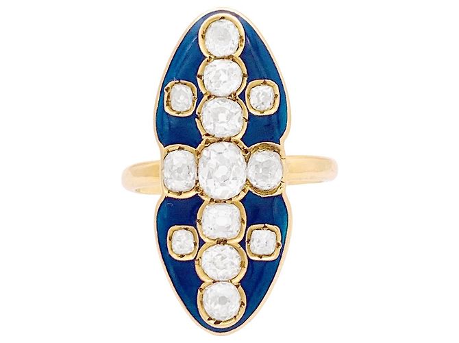 Autre Marque Anillo 'marquise' de oro amarillo, diamantes, esmalte.