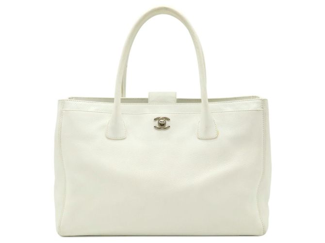 Executive Bolsa tote de couro da linha executiva Chanel Branco
