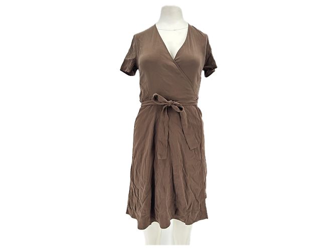 Vestido curto marrom de viscose com cinto Rouje