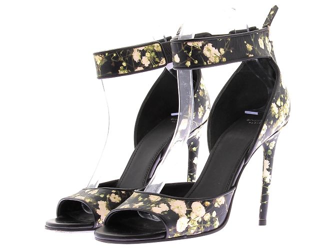 Givenchy Schwarze Lederabsatzsandalen mit floralem Muster