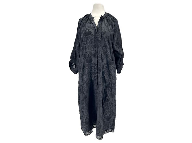 Masscob Vestido preto com bordados