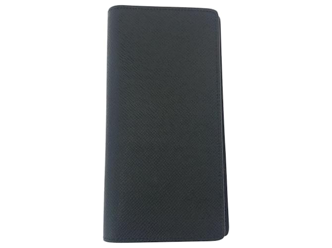 Louis Vuitton Taiga Portefeuille Brazza Noir Black Leather  ref.2293511