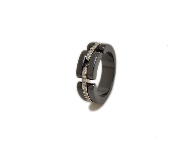 Chanel Ultra Ring WG Black Ceramic Diamond Golden