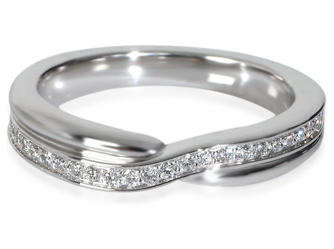 Harry Winston Platinum Diamond Tryst Single Row Pave Diamond Band