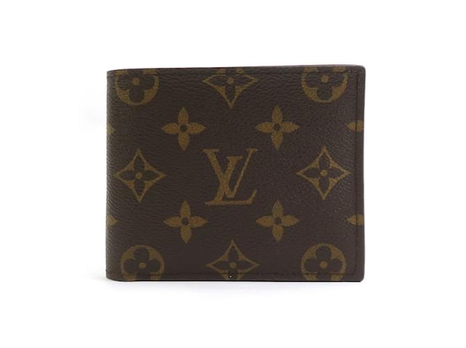 Louis Vuitton Bi-fold Wallet in Brown Monogram Canvas Patent leather Cloth  ref.2300763