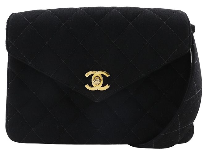 Bolso de Hombro Matelassé Chanel Negro