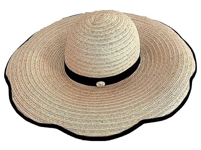 Camelia Chanel Strohhut mit schwarzem Rand, Größe T.S Beige