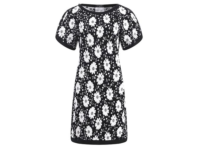 Chanel Vestido Camélia Logo CC Monocromático 34 FR