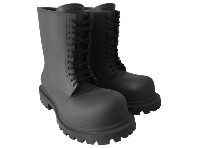 Balenciaga Steroid Boots Black