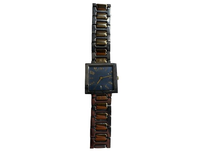 Relógio de aço dourado Balenciaga