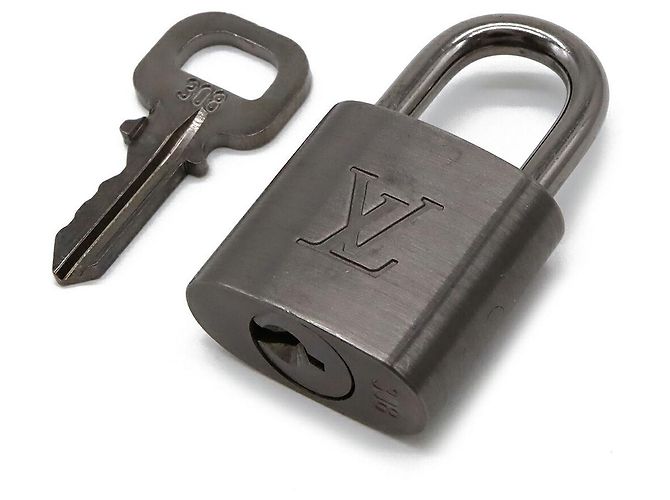 Ensemble de clés avec cadenas Louis Vuitton Gris Métallisé
