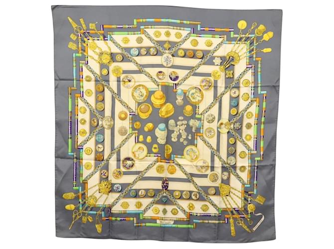 Hermès Écharpe HERMES Carré 90 ""PETIT MAIN"" Soie Ivoire Auth 126206 Écru  ref.2327294