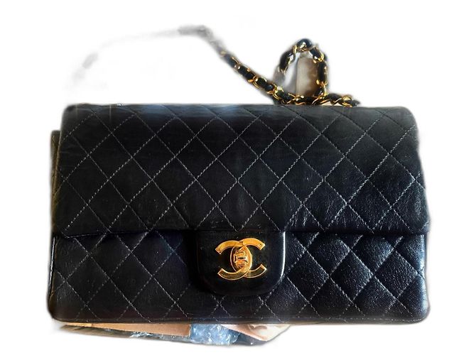 Borsa Chanel Timeless Double Flap Nera in Pelle Nero