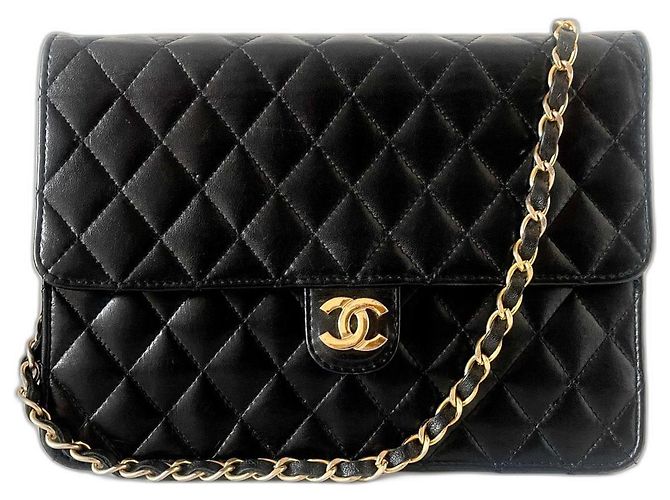 Timeless Chanel Black Quilted Leather Handbag