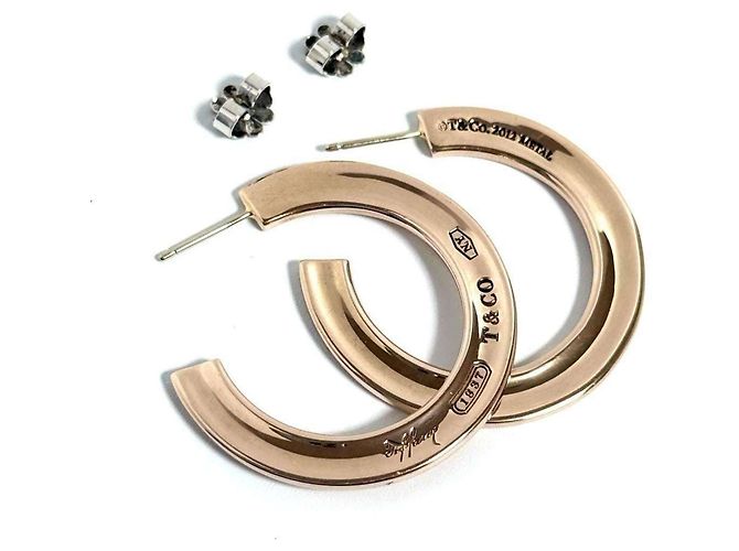 Tiffany & Co Orecchini a cerchio da donna Tiffany in metallo Rubedo