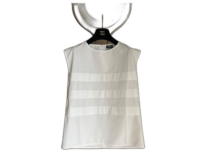 Chanel Baumwollbluse – Diskrete und zeitlose Eleganz Weiß