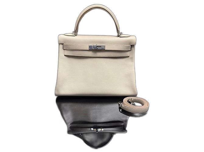Hermès Bolsa Kelly 32 na cor Craie Cru