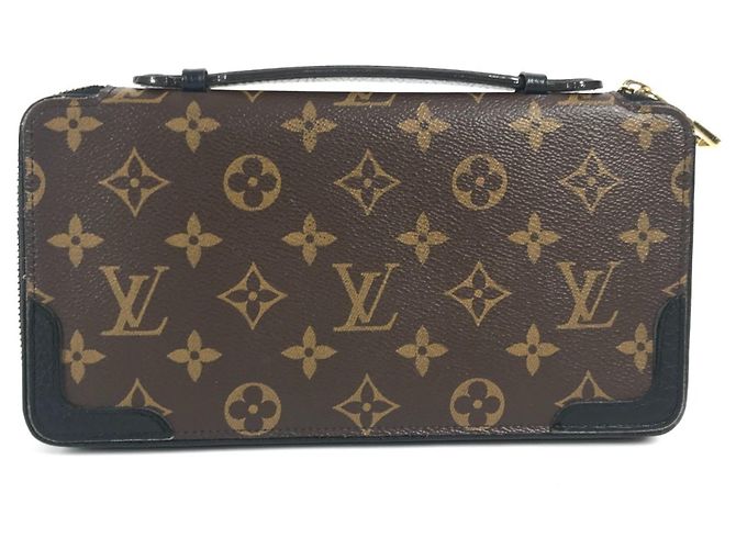Louis Vuitton Monogram Macassar Daily Organizer Brown Black