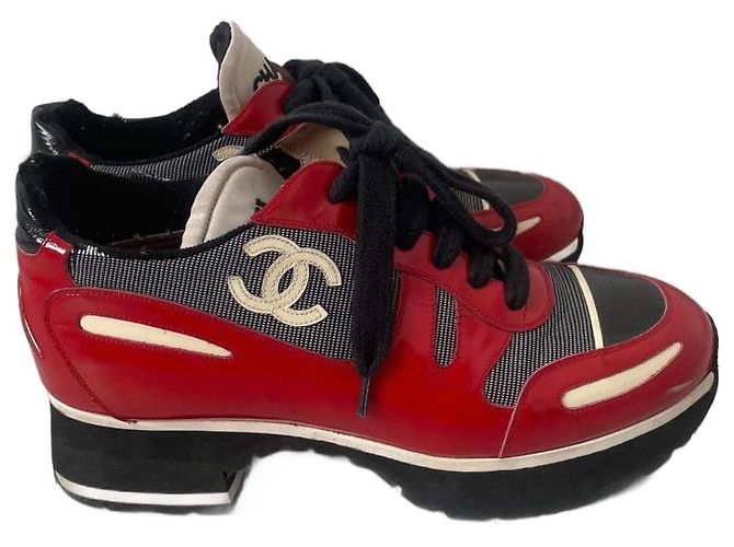 Chanel Sneaker Rot