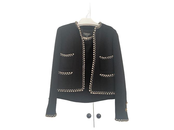 Cambon Chanel 1994 runway collection in set Black