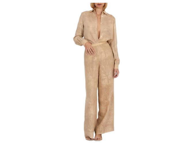 Conjunto Emanuel Ungaro Ivory Frame de seda beige