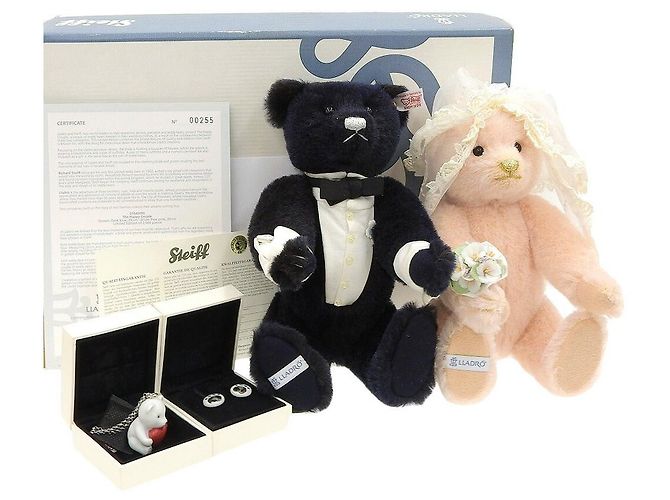 Autre Marque Steiff x Lladro Teddy Bear Plush Set Blue