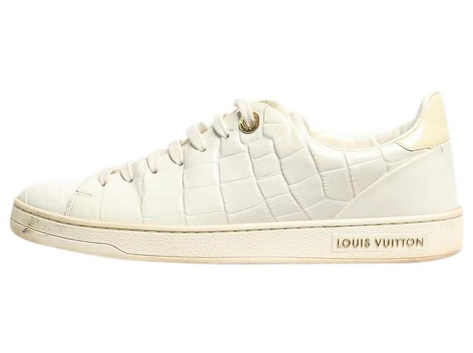 Louis Vuitton Baskets blanches à motif crocodile - taille EU 36