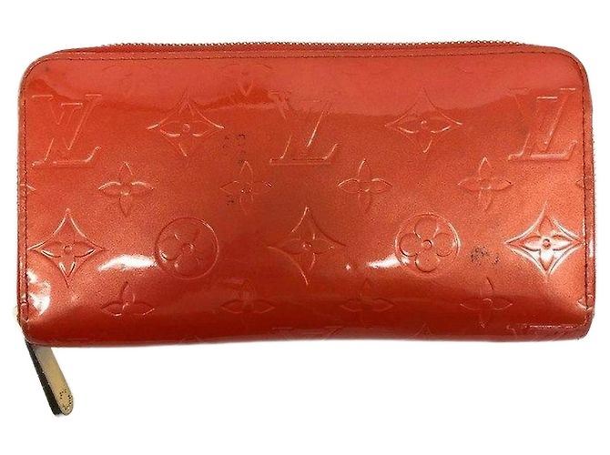 Louis Vuitton Vernis Zippy Wallets Red