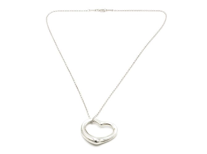 Collar "Open Heart" de Tiffany & Co. Plata