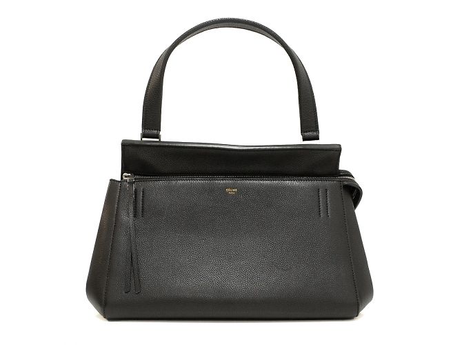 Céline Bolso Celine Edge en cuero negro, con un solo asa de cuero negro para un fácil transporte.