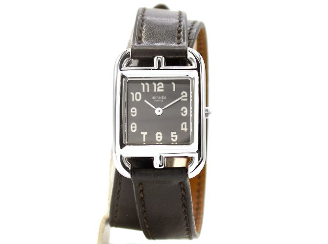Relógio Hermès Cape Cod (modelo CC1.210) para mulheres. Preto