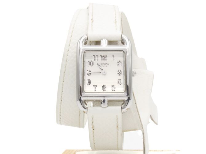 Reloj de dama Hermès "Cape Cod" modelo CC1.210. Plata