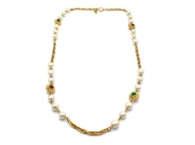 Collier baroque Chanel. Doré