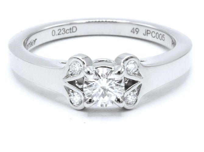 "Ballerine" Ring von Cartier. Silber