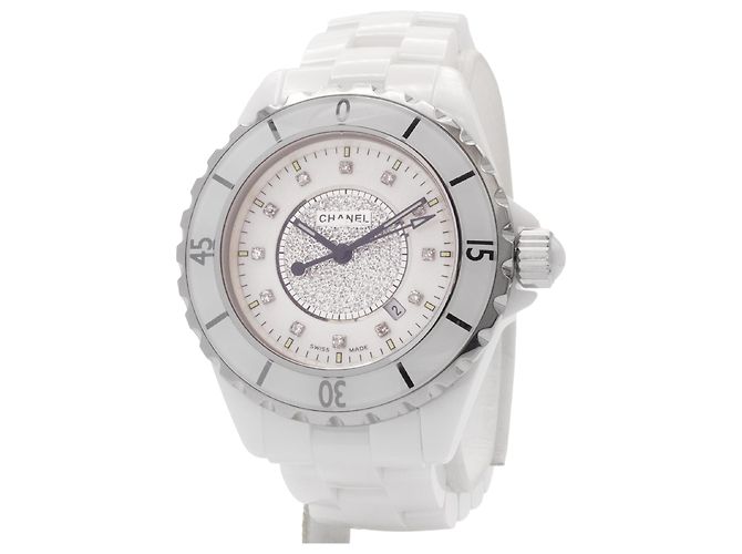 Relógio Chanel J12 de cerâmica branca e diamantes