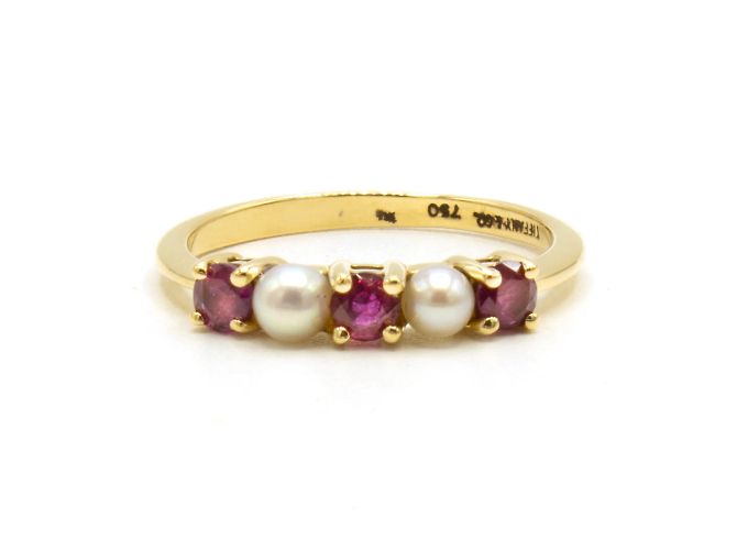 Anel Tiffany & Co Ouro Amarelo 18k Pérolas e Rubis Tamanho 50