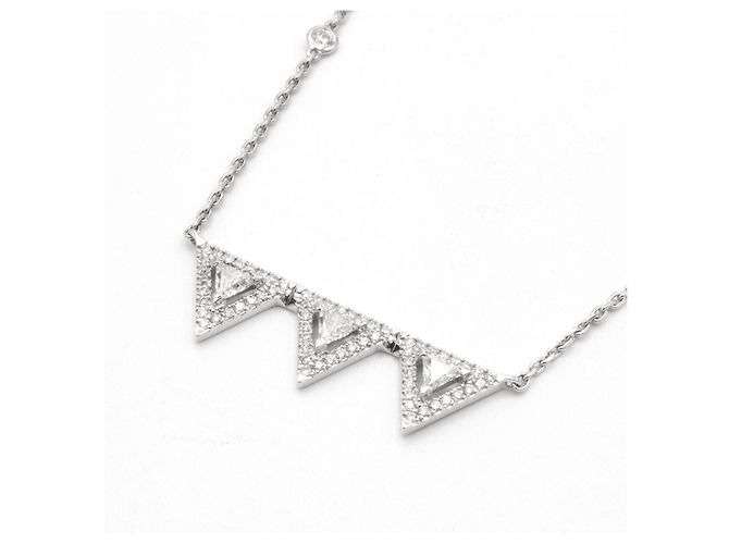 Collar Messika, colección Théa. Plata
