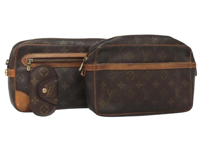 LOUIS VUITTON Bolsa Clutch Monograma 3Set LV Auth bs27528